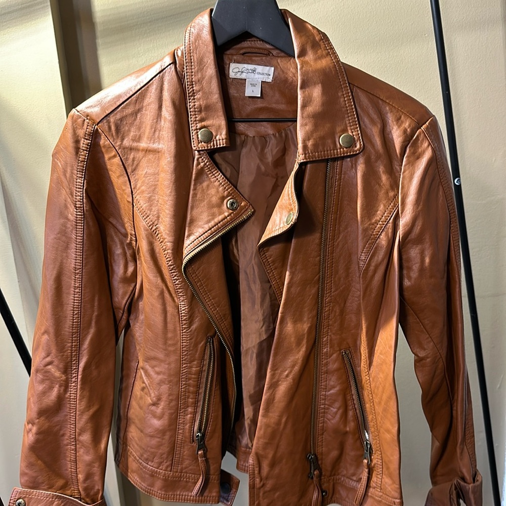 Jocelyn Smith collection light leather jacket